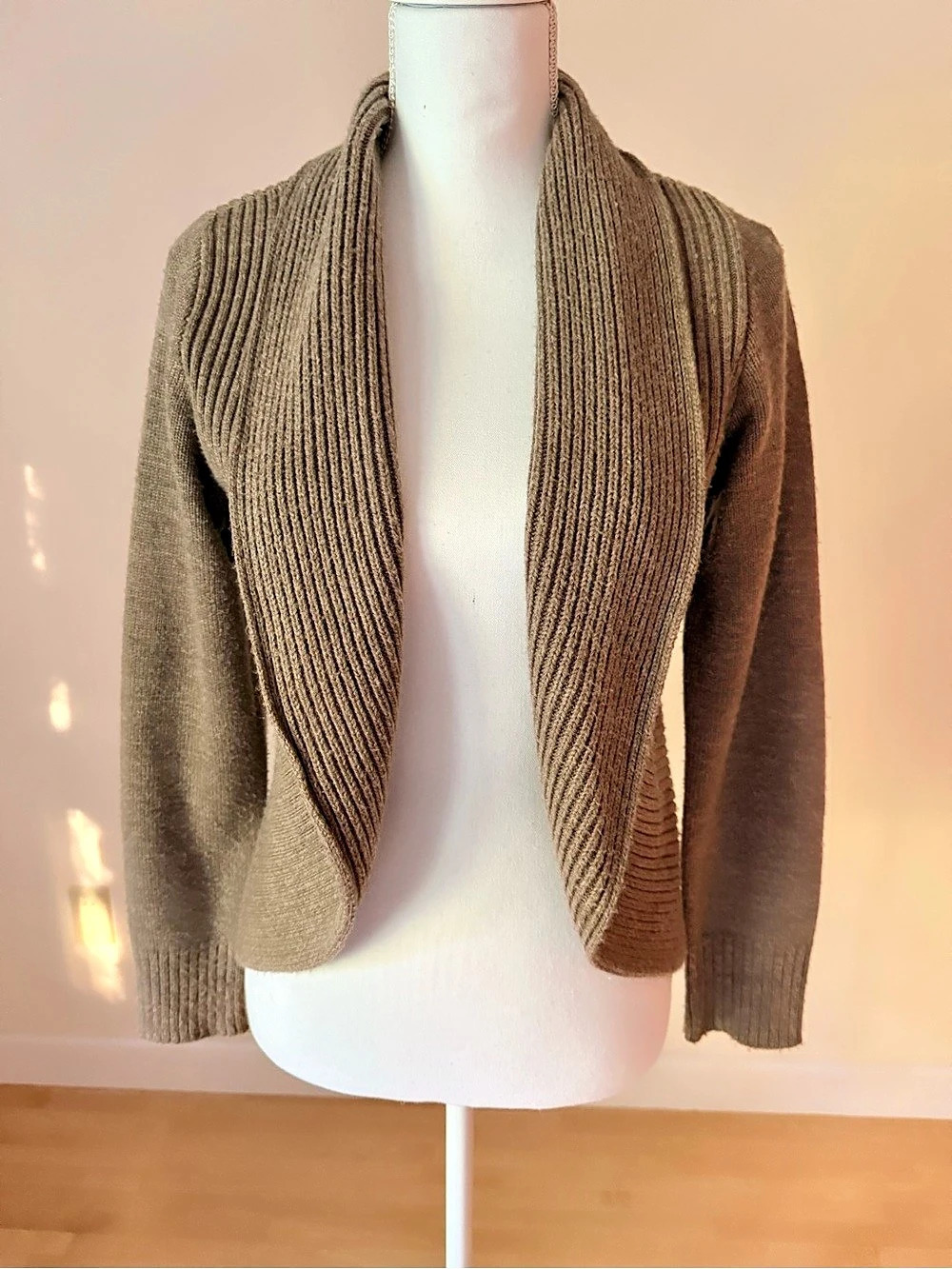 Ribbed H&M Cardigan in Brown